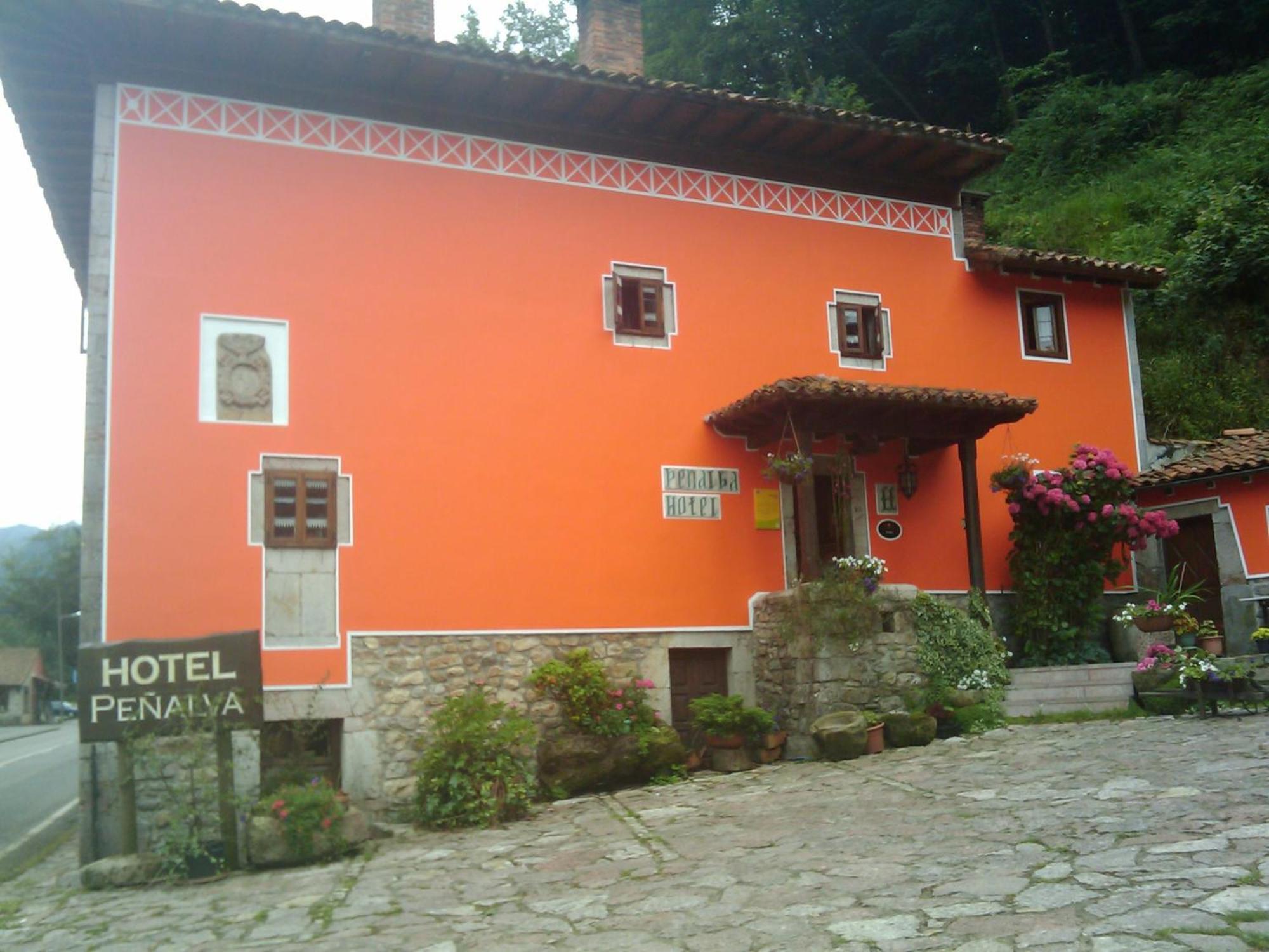 Hotel Penalba La Riera  Buitenkant foto